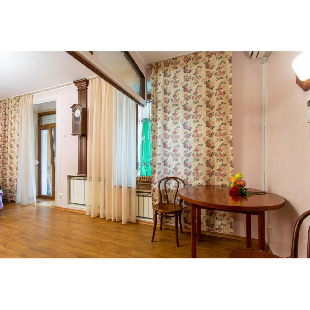 Appartamento Бакулина 14 Charkiv Esterno foto